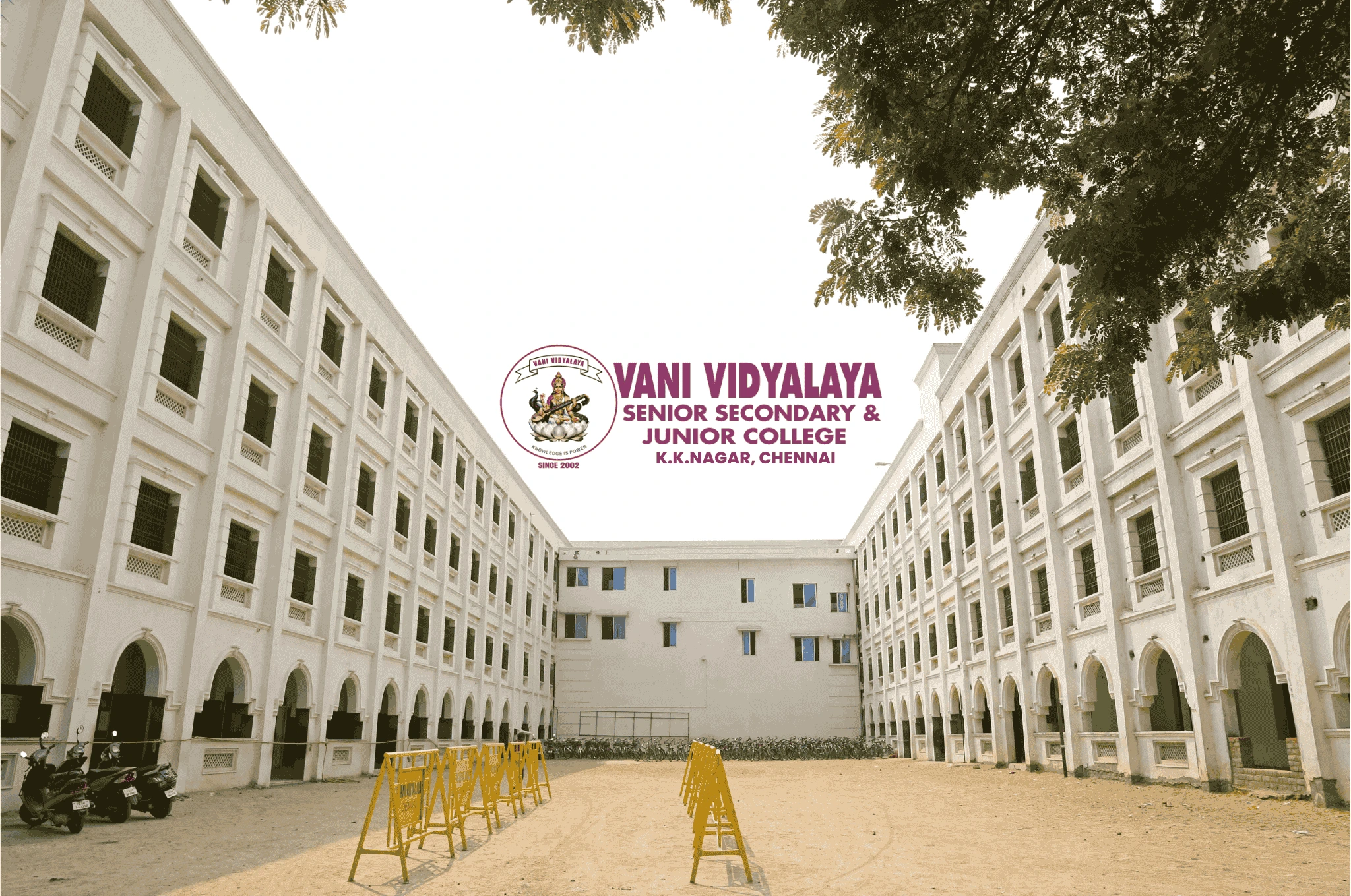Students at Vani Vidyalaya